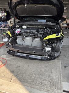 80ハリアー フロントバンパー取り外し後 パーツ分離状態 山陽小野田市