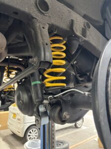 ジムニーシエラ JB74W リア モーターファームスプリング装着後