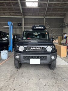 ジムニーシエラ JB74W フロントショートバンパー 取り付け前の状態（塗装前・全体像）