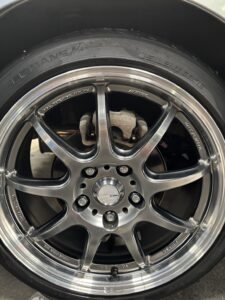 山陽小野田市 洗車 ホイールリムまで丁寧に洗浄