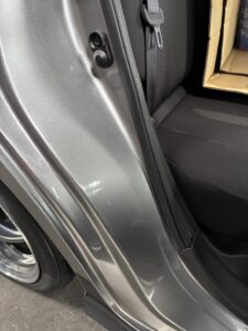 山陽小野田市 洗車 ドア裏側のクリーニング後