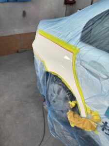 アクシオ クオーターパネル 塗装前 マスキング 山陽小野田市 若山自動車