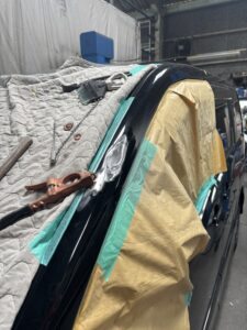 セレナ フロントピラー スタッド溶接機で引き出し板金 山陽小野田市