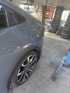 プリウスPHEV クオーター板金 仕上がり 山陽小野田市 板金塗装
