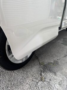 ルーミー サフェーサー 研磨 塗装下地 若山自動車