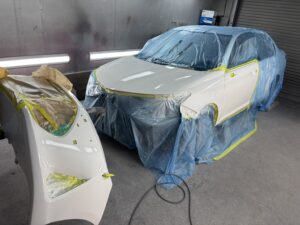 カローラアクシオ スーパーホワイト2 塗装 山陽小野田市