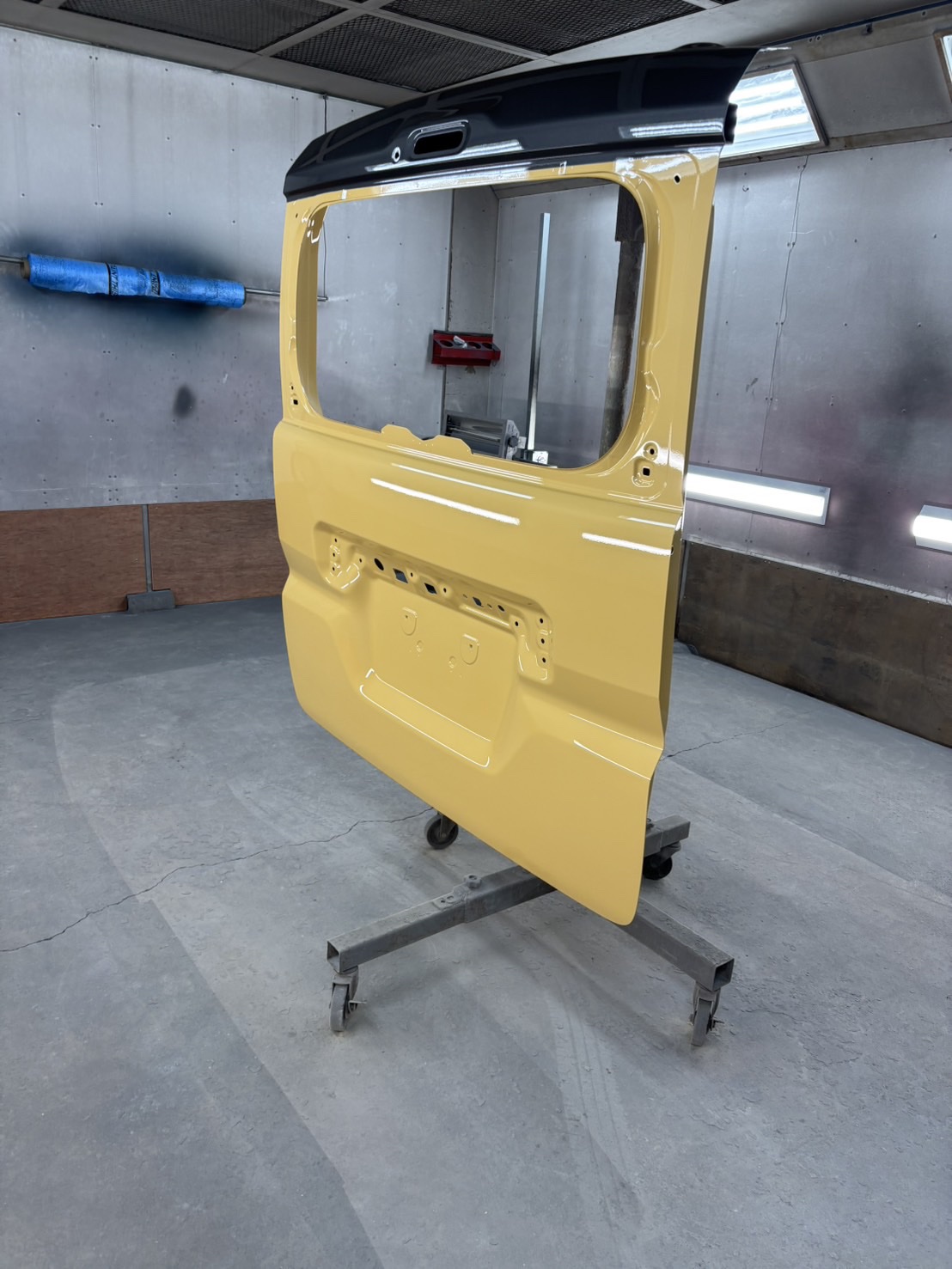 スペーシアギア バックドア ツートン塗装 塗装ブース 山陽小野田市